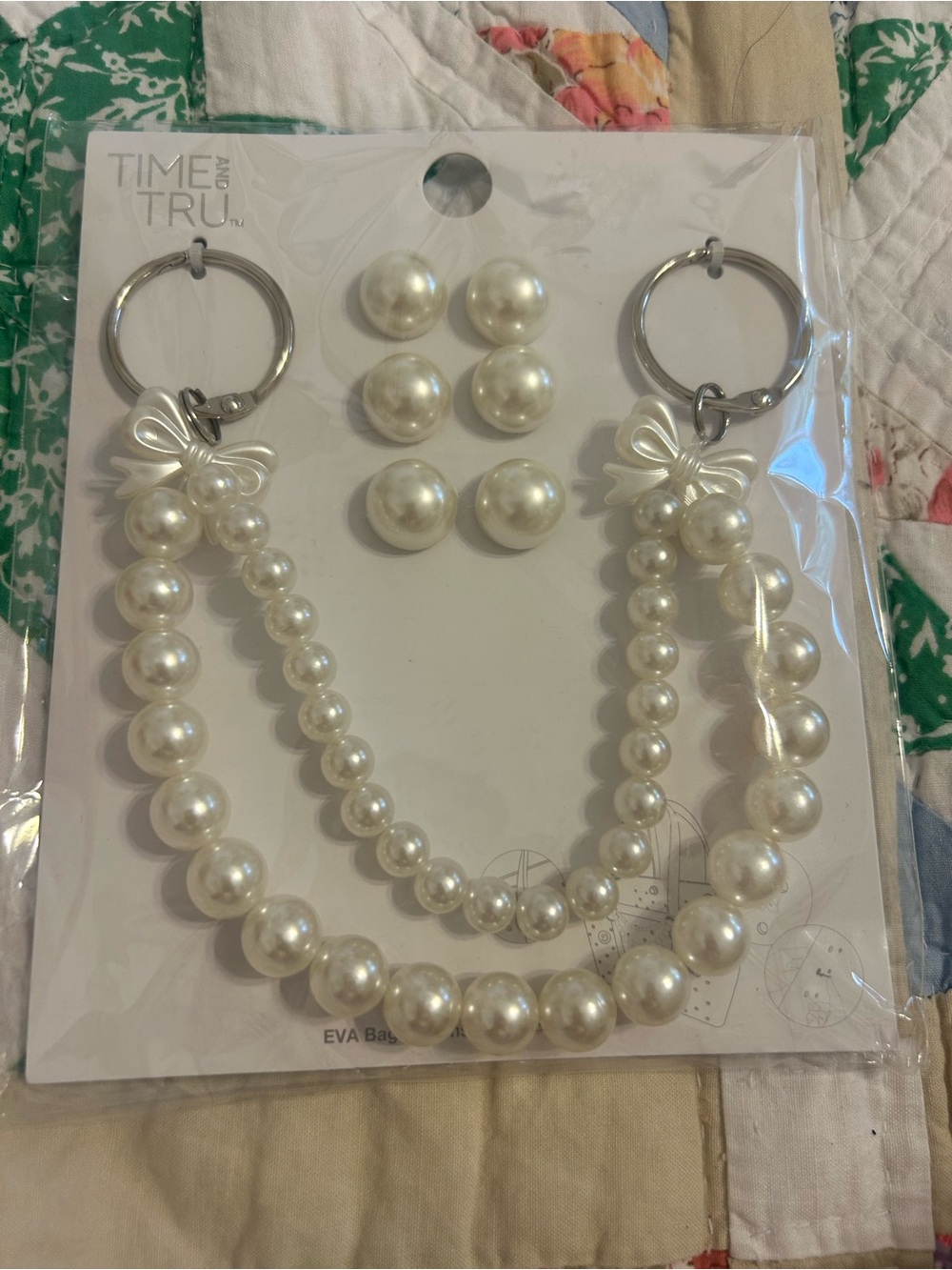 Time and Tru Pearl EVA Bag Charm Set with Stud Earrings | White Bow Charms